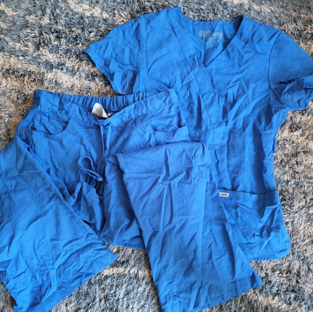 Greys Anatomy Scrub Set
